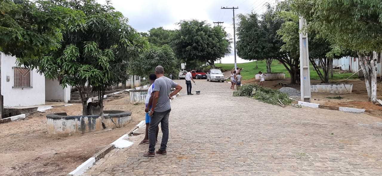 Camacã: Mutirão de limpeza é realizado no Novo Itamaraty (Biscó)